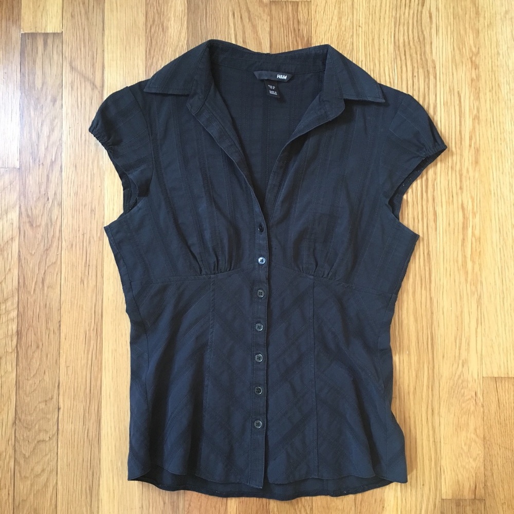 Cap sleeve button down blouse